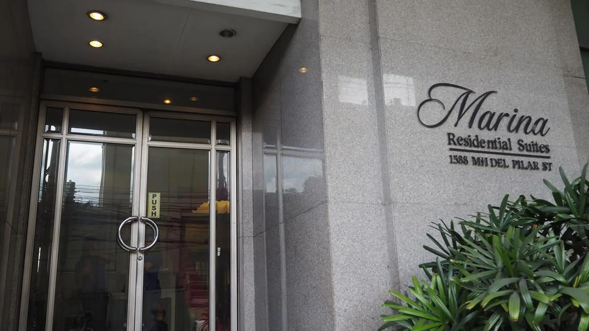 Apartment Suites De Marina Manila With Netflix Philippines